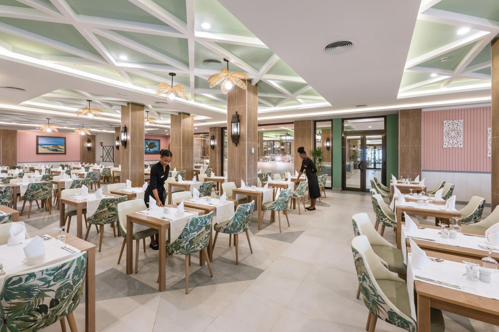 Hotel Riu Karamboa (Adults Only) Sal Rei Exterior photo